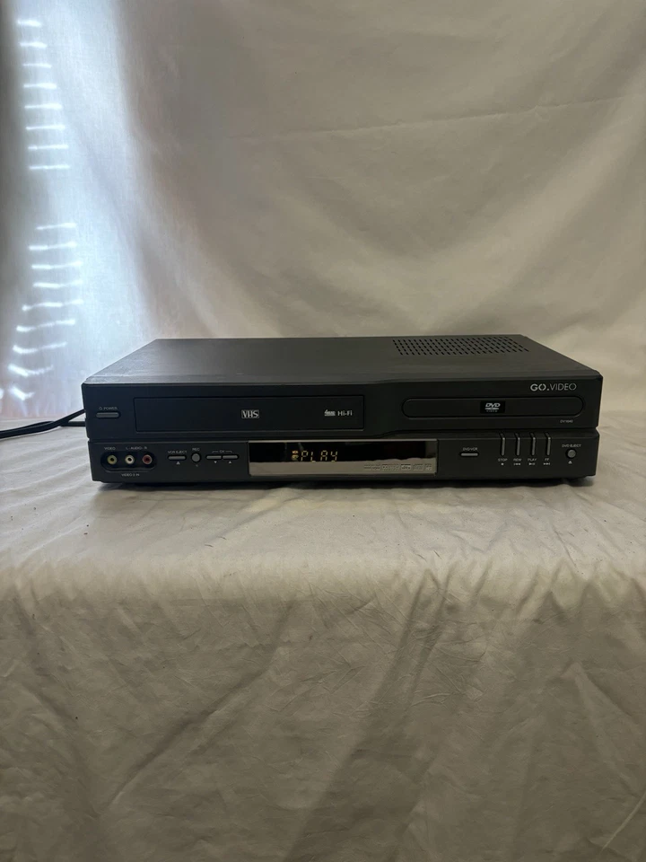 Go Video DVD+VCR Dual-Deck Combo Unit DV1040  CLEANED & TESTED - Image 2 of 4