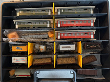 16 Wagen | Schmalspurbahn Konvolut  (H0m) | Inkl. Box | NP  500 €