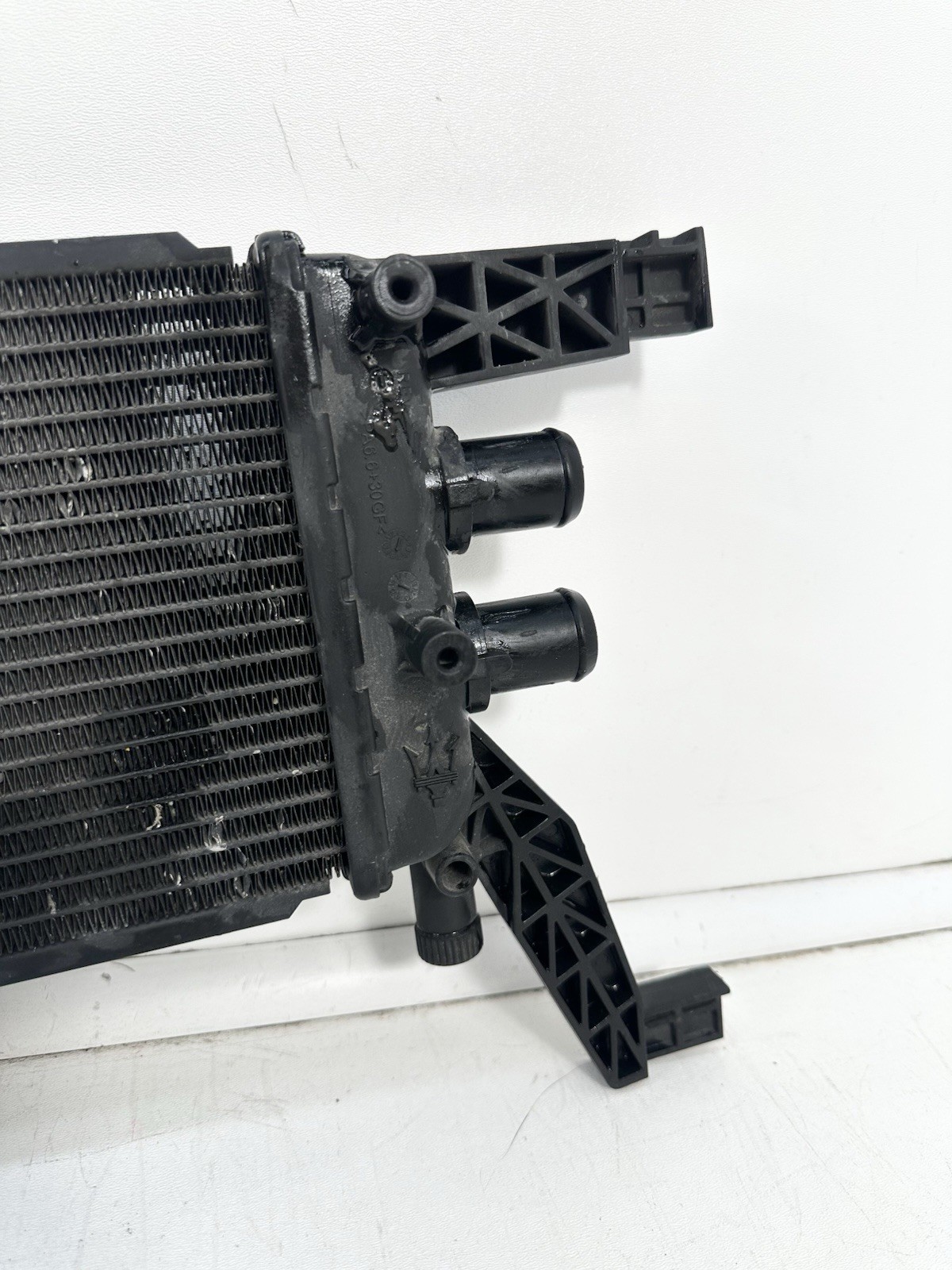 2014-2019 MASERATI GHIBLI Secondary Water Coolant Radiator 16474838 OEM