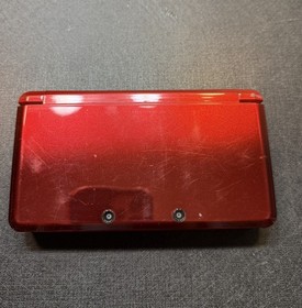 Nintendo 3DS Metallic Red with box and game. No manuals! 