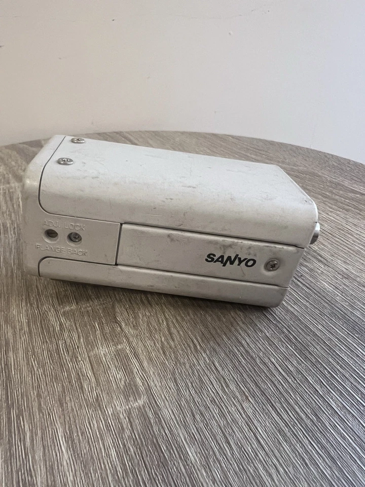 Sanyo VCB -3312P Camera  monochrome - CAMERA HEAD  12V - FREE POST - - Image 4 of 4