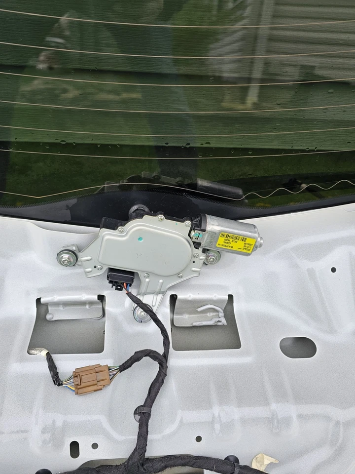 Escotilla trasera. Se adapta a Cadillac SRX 2010 a 2016 Foto 4 de 4