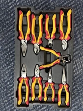 Wiha 32999 9 Piece Insulated Pliers-Cutters Set