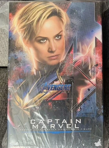 In Stock New Hot Toys MMS575 Avengers: Endgame 1/6 Captain Marvel Action Figure