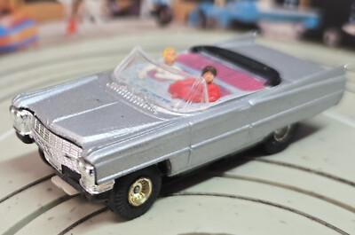 Faller AMS 4857 - Cadillac Cabrio With Block Engine, 60s Toy #EBS1355