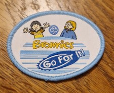 GirlGuiding Old Guides Go For It Brownies Badge