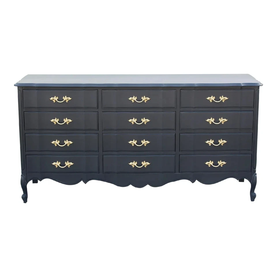 Cómoda Provincial Francesa Años 70 Negra Carbón de Doce Cajones por Henry Link Foto 2 de 4