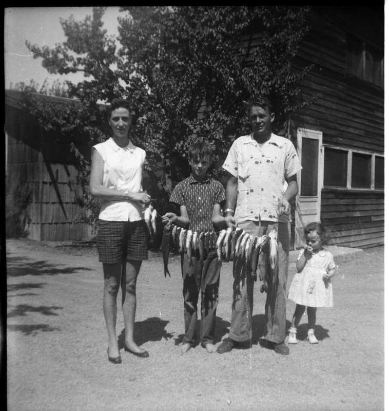 Vintage Oversized Photo Negative Family Fish Catch Stringer Kids Norris Lake