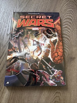 Marvel Comics Secret Wars, Alex Ross Cover, Hickman Story, 2015 Hardcover