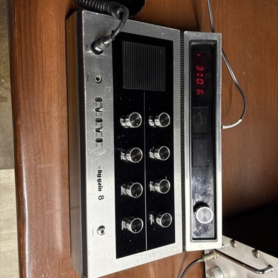 hy-gain 8 40-channel Solid State 4-watt Base Station  Citizens Two- Way Radio