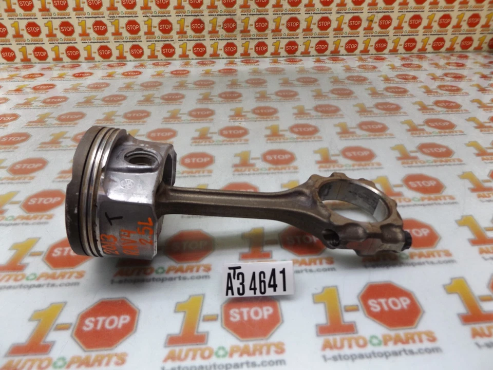 Toyota RAV4 2012-2018 pistón con biela 13211-0V012-A0 OEM Foto 2 de 4