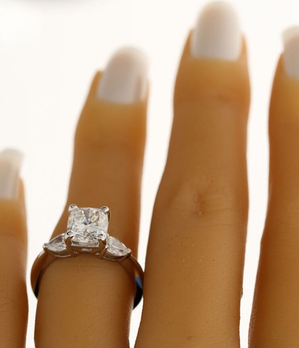 GIA Certified Cushion Cut Natural Diamond Engagement Ring 2.01CT E VS1 Platinum - Picture 9 of 11