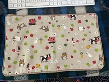 Bauernhoftiere beige länglicher Kissenbezug 16" x 10" neu