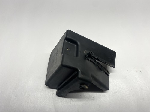 PEUGEOT 2017 208 ABS Halterung Pumpe Verkleidung 9674380480