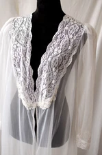 Vintage Val Mode Sheer White Lace Trimmed Bridal Robe Lingerie Small