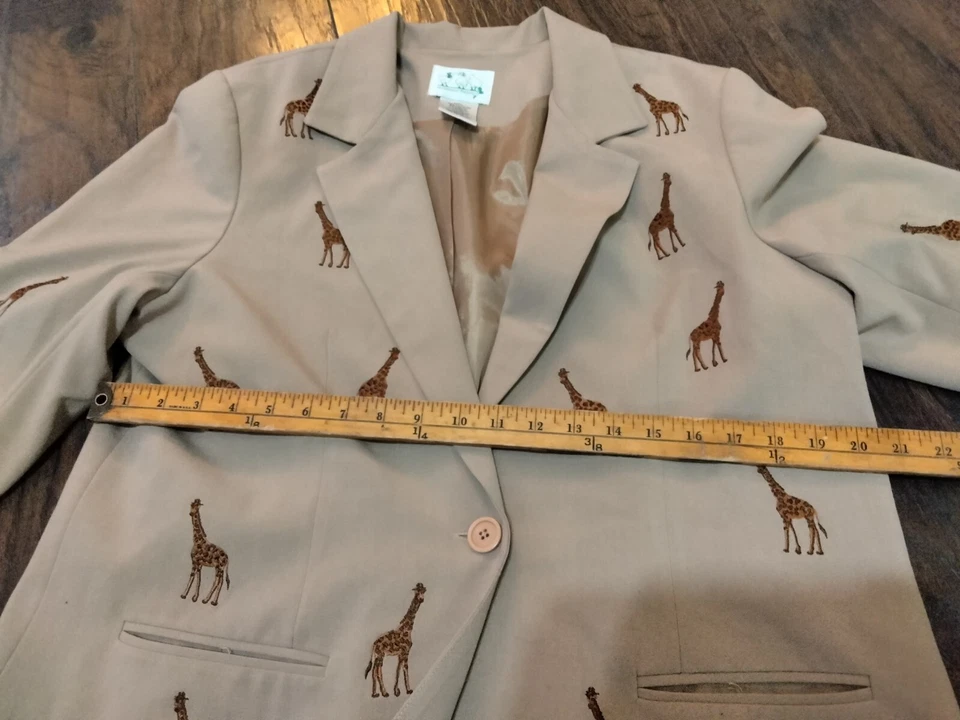 THE QUACKER FACTORY Embroidered Giraffe Khaki Blazer Large Safari Animal Jacket - Image 4 of 4