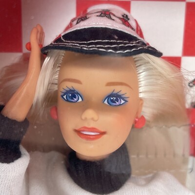 Poupée Barbie "West End" Vintage édition Spéciale Hamleys 1995 - Mattel, Malaisie, Neuve Sous Boîte