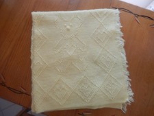 NEW VINTAGE HANDCRAFTED YELLOW TEDDY BEAR  DIAMOND DESIGN BABY BLANKET