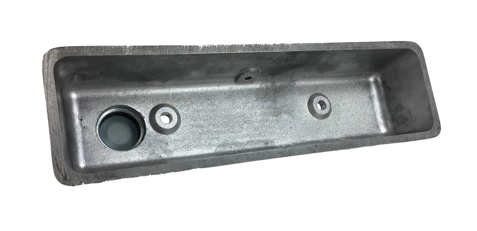 Новая крышка клапана из сплава Triumph TR3 TR3A TR3B TR4 TR4A полированная и вентилируемая - Изображение 2 из 2