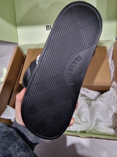 burberry slides size 7