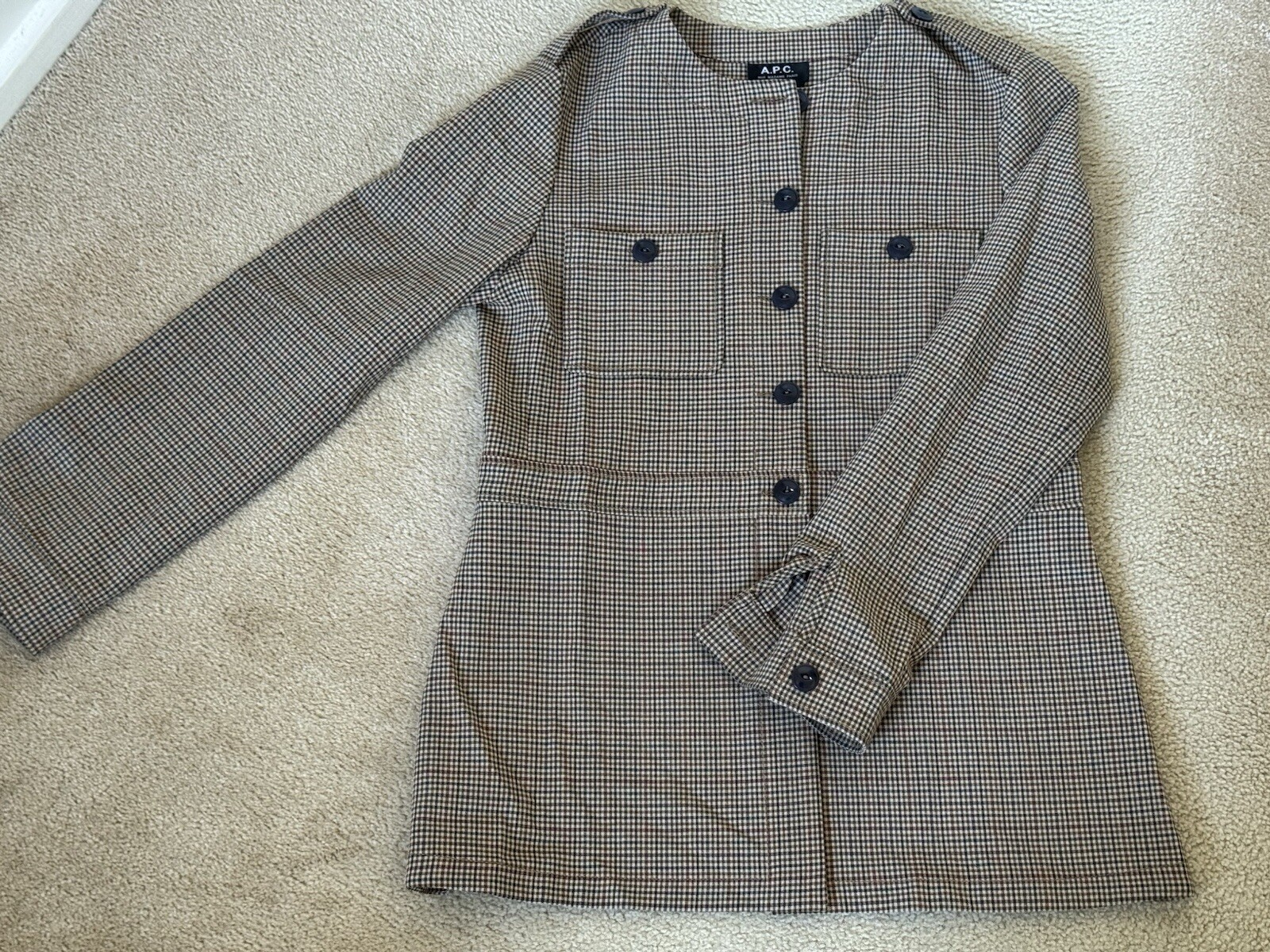 Picture 1 of 4