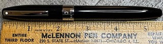 Penna stilografica Sheaffer Legacy 2 nera con bordo in platino pennino medio 18k