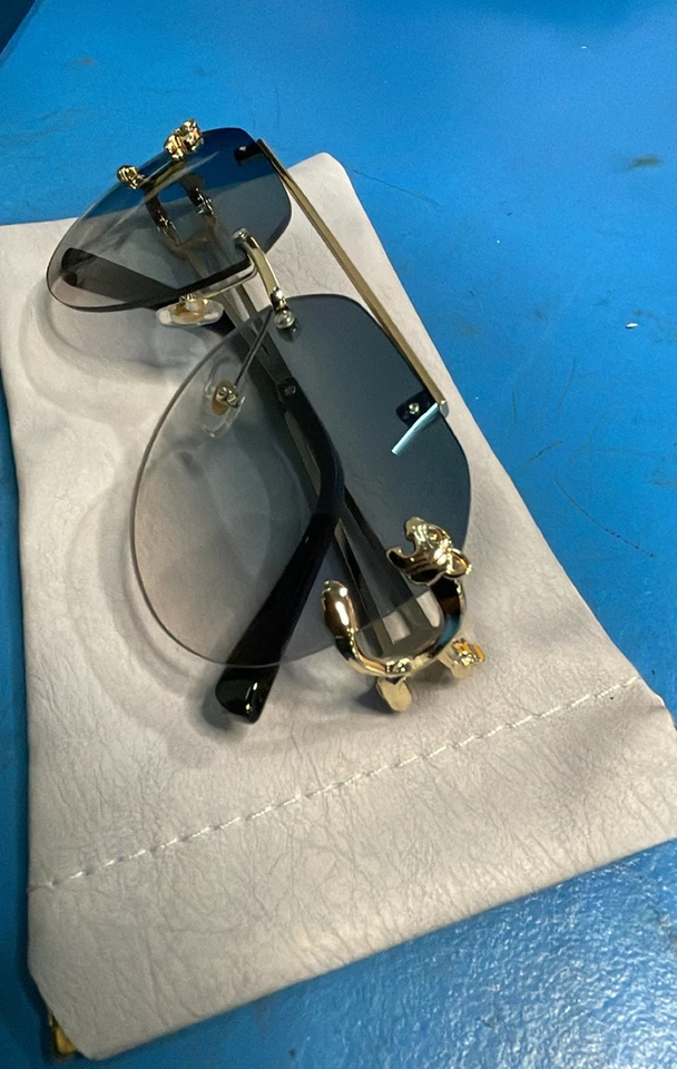 Gafas de sol Cartier aviador para hombre - negras negras grises Foto 2 de 3