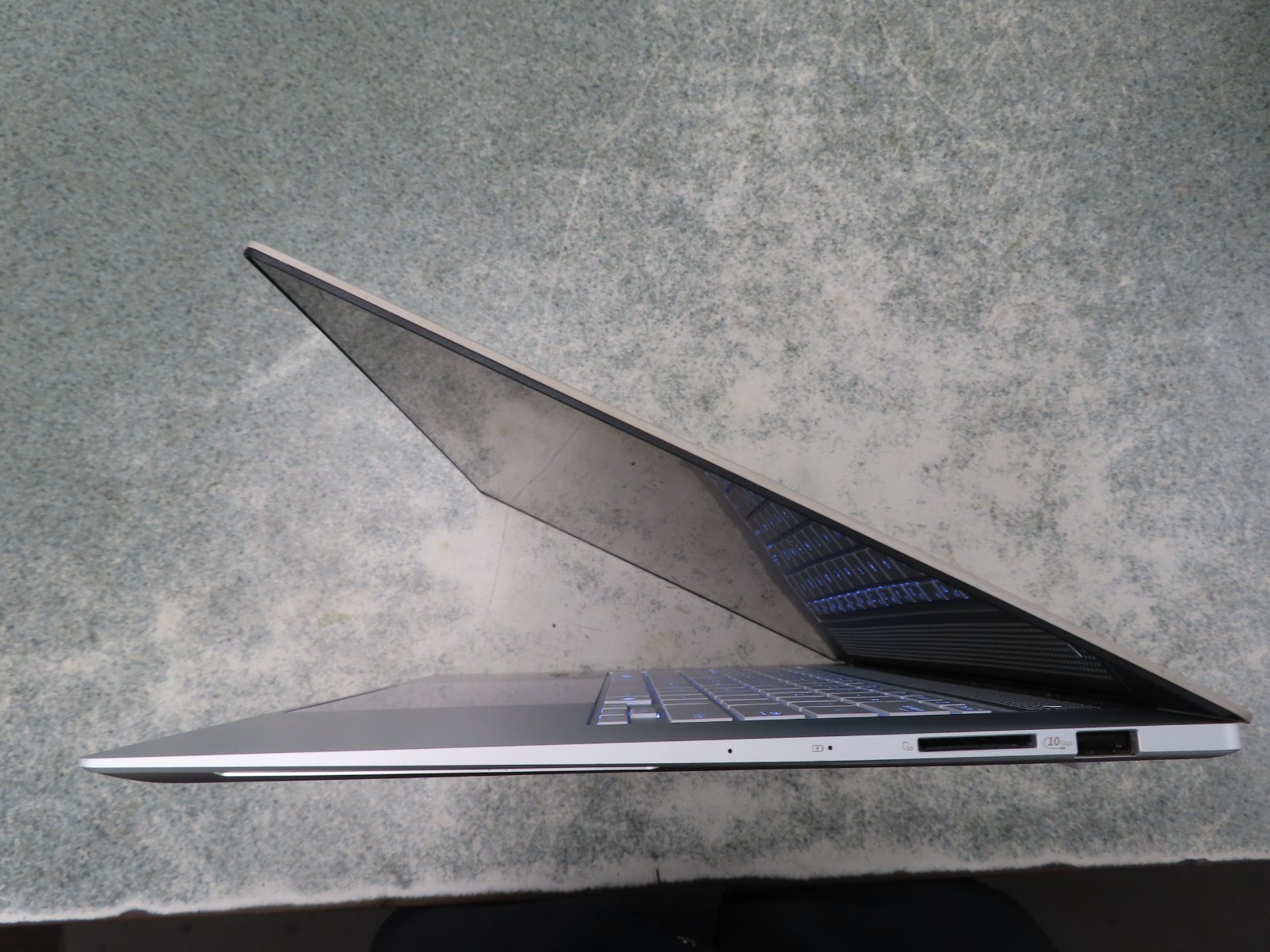 asus notebooks s, 16-Inch Laptop, with amd|ryzen|ai|9|365, 0 SSD, Windows 11 Home