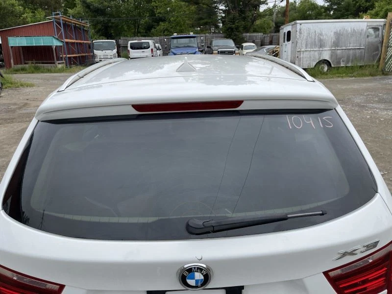 2011-2017 BMW X3 Tail Gate Alpine White Emblem Scratch - Image 2 of 4
