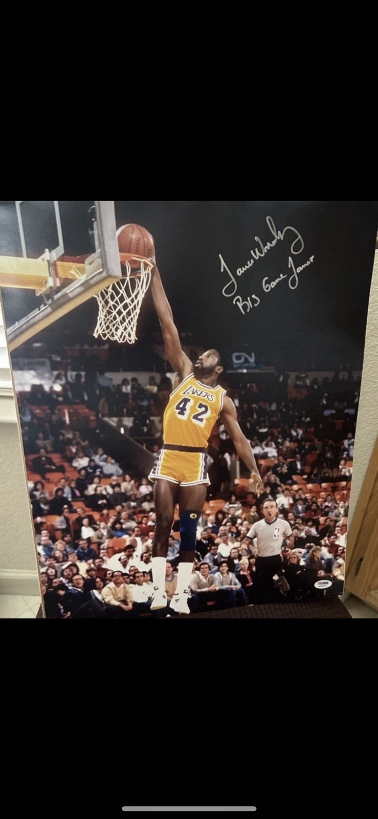 James Worthy Autographed Signed Los Angeles Lakers 16x20 Photo PSA 