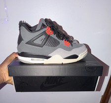 Jordan Air Jordan Retro Men s Mid Top Colorbl...