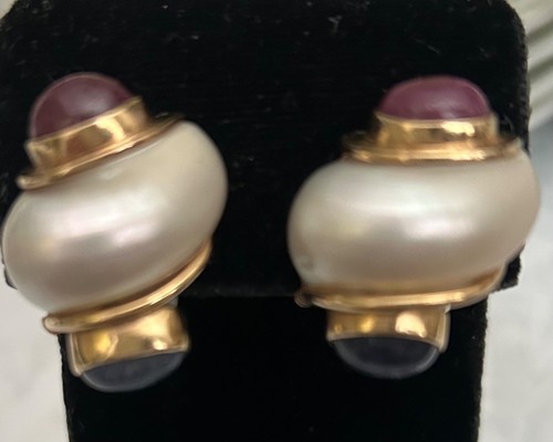 14k Gold Turbo Shell Earrings W/Sapphire & Ruby Cabochon Gem ~Seaman Schepps~USA
