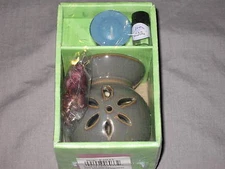 Incense Burner Ceramic ContainerTea Candle Oil Potpourri Scent Green NEW!
