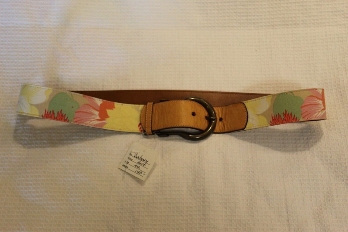Burberry of London, floral canvas and leather belt pre-owned  display picture 2