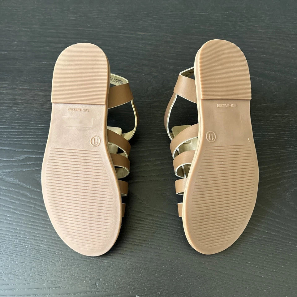 Sandalias con correa Baby Gap para niños marrón oscuro talla 11 nuevas sin etiquetas Foto 4 de 4