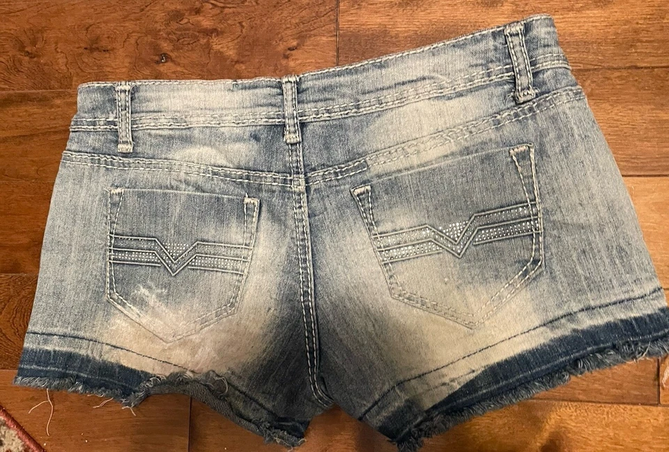 Pantalones Cortos Bongo Envejecidos Jean con Puños Denim Algodón Juniors Talla 7 Foto 3 de 3