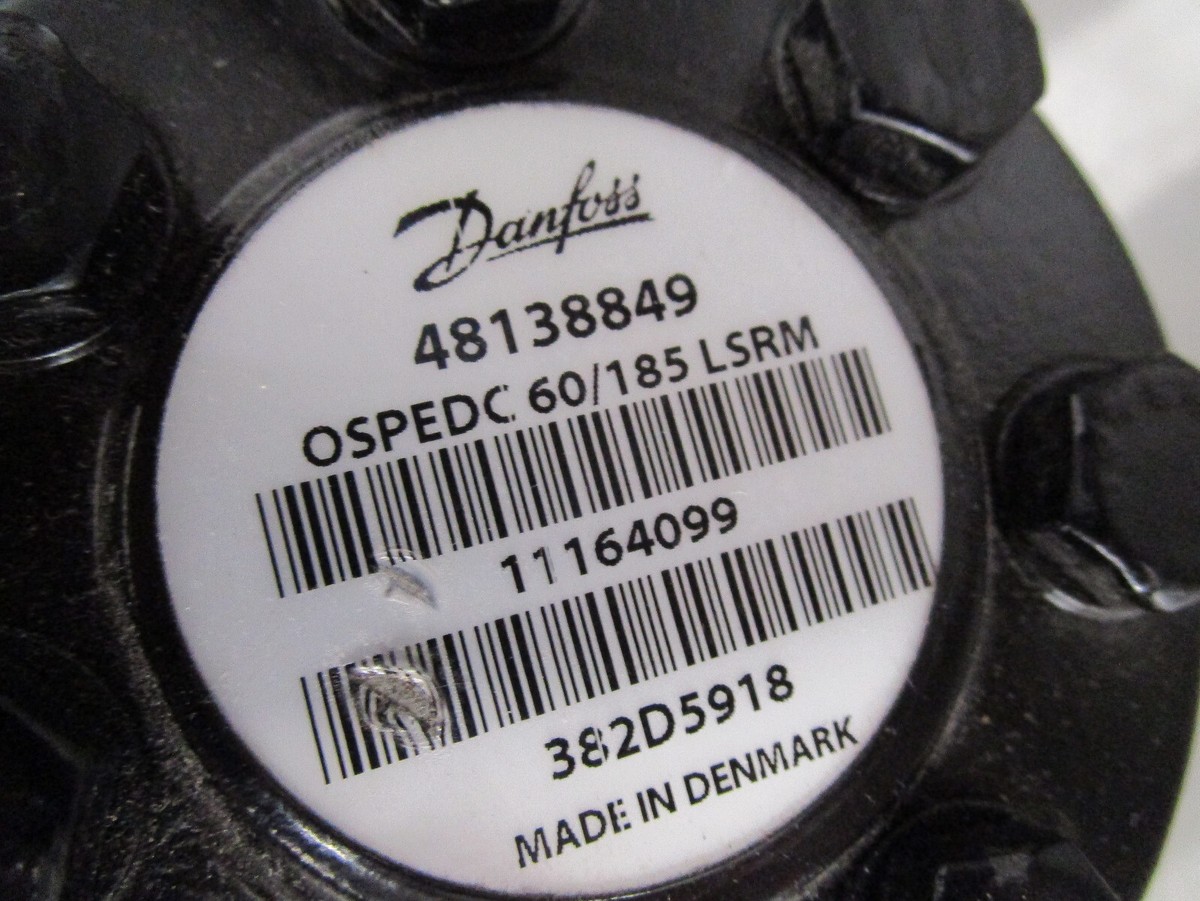 New CNH Danfoss 48138849 Case Construction Steering Valve | eBay