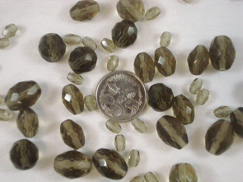 Czech Glass Beads 50g Asst Greys Asst Shapes Jewellery Jewelry - Picture 2 of 2