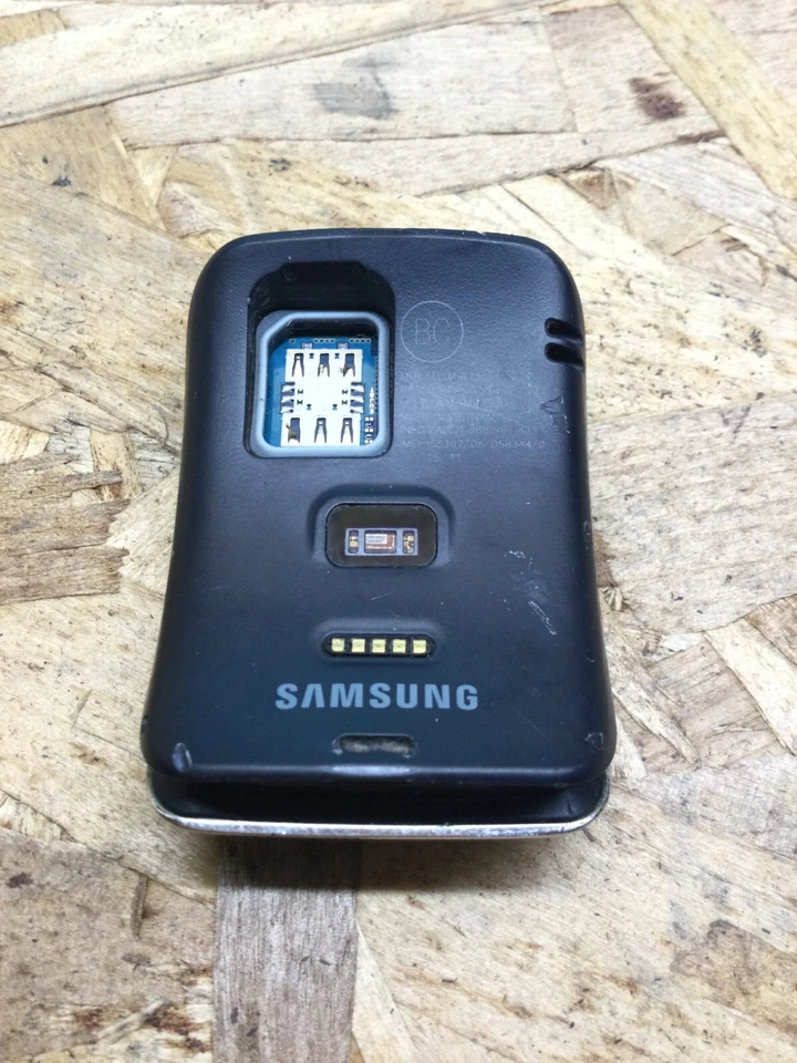 Reloj inteligente Samsung Galaxy Gear S SM-R750T curvo súper AMOLED PARA REPUESTOS - negro RS Foto 4 de 4