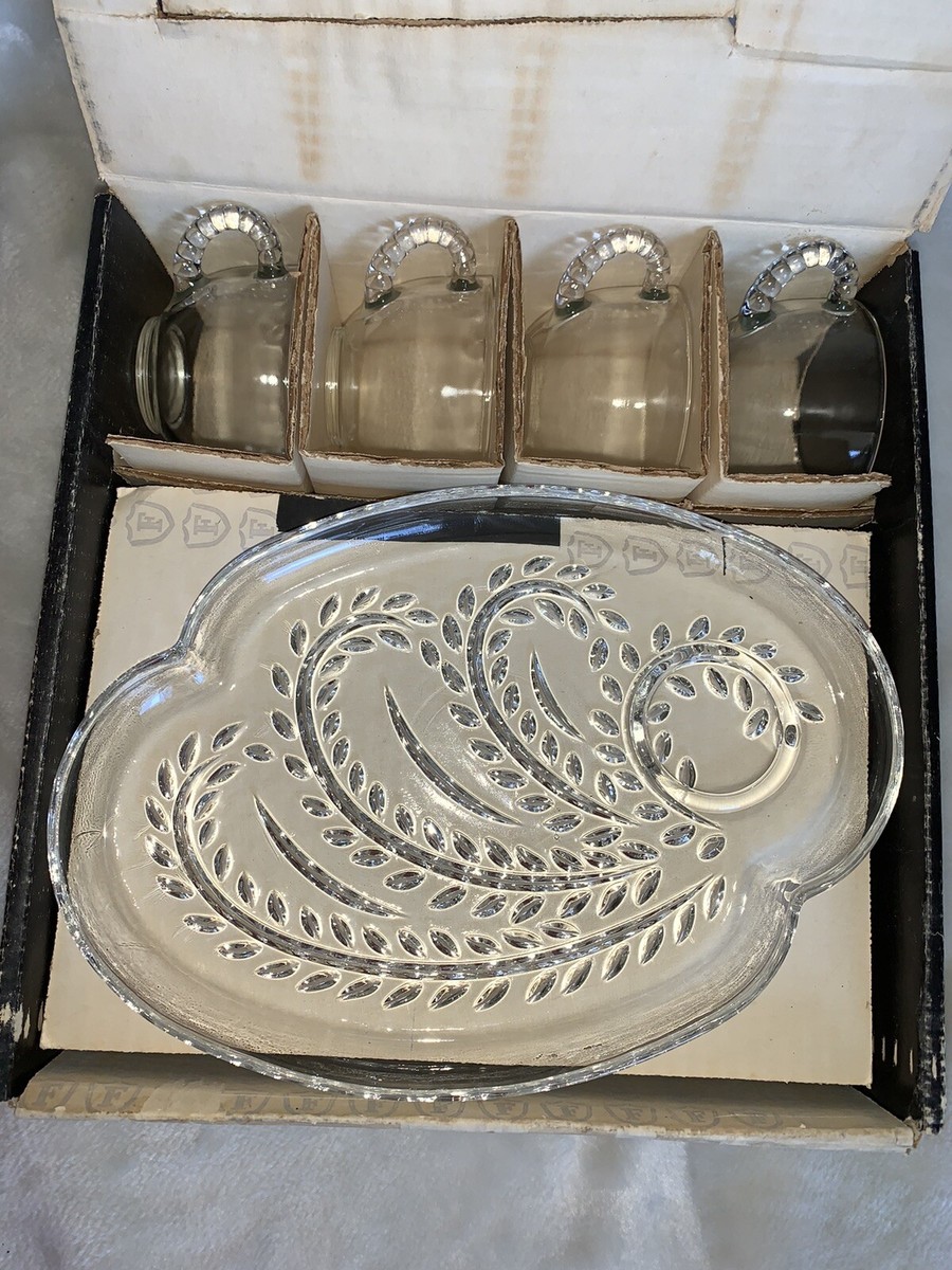 Vtg Snack Set 4 Plates, 4 Cups Crystal Federal Glass Co Ohio