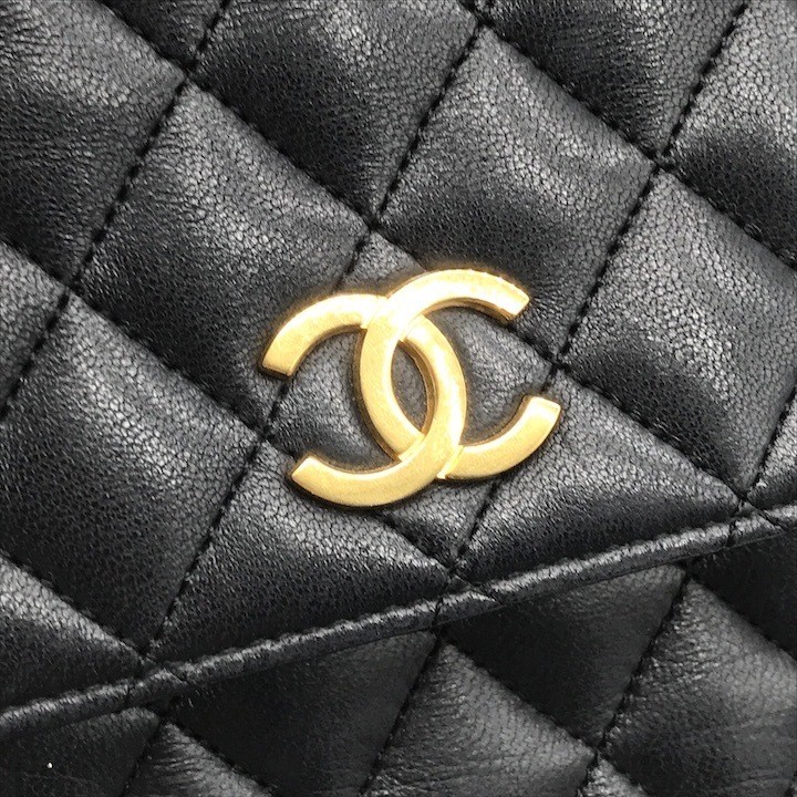 Good condition CHANEL Coco Mark Push Lock Matelass Lambskin Chain Shoulder Bag B — image 10