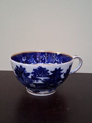 Antique Grainger & Co Worcester. Blue Willow Teacup