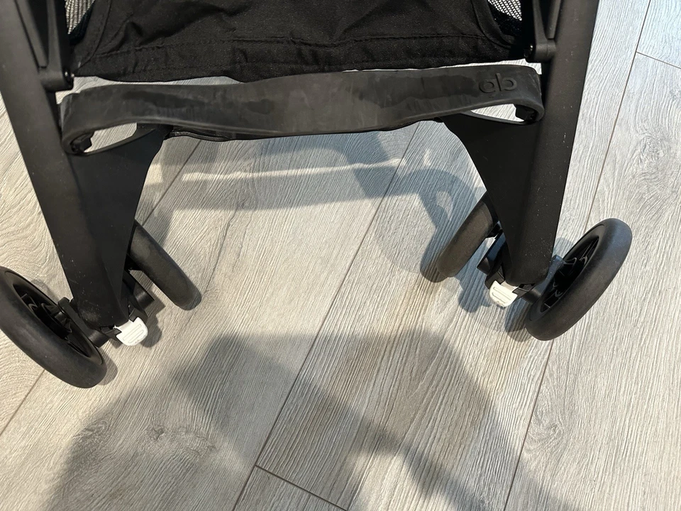 Cochecito de viaje ligero Good Baby POCKIT AIR TODO TERRENO negro y gris Foto 4 de 4