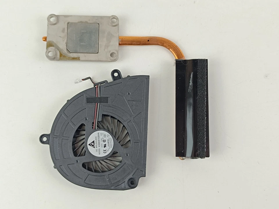 Acer Aspire 5750 Cooling CPU Fan with Heatsink DC280009KD0 AT0HI0060R0 - Image 2 of 2