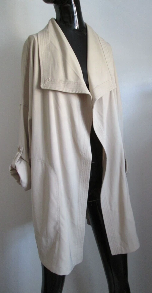 Nuevo con etiquetas Abrigo Max Studio Talla L Beige Latte Cuello Drapeado Abierto Botón Rollo Tap $128 Foto 2 de 4