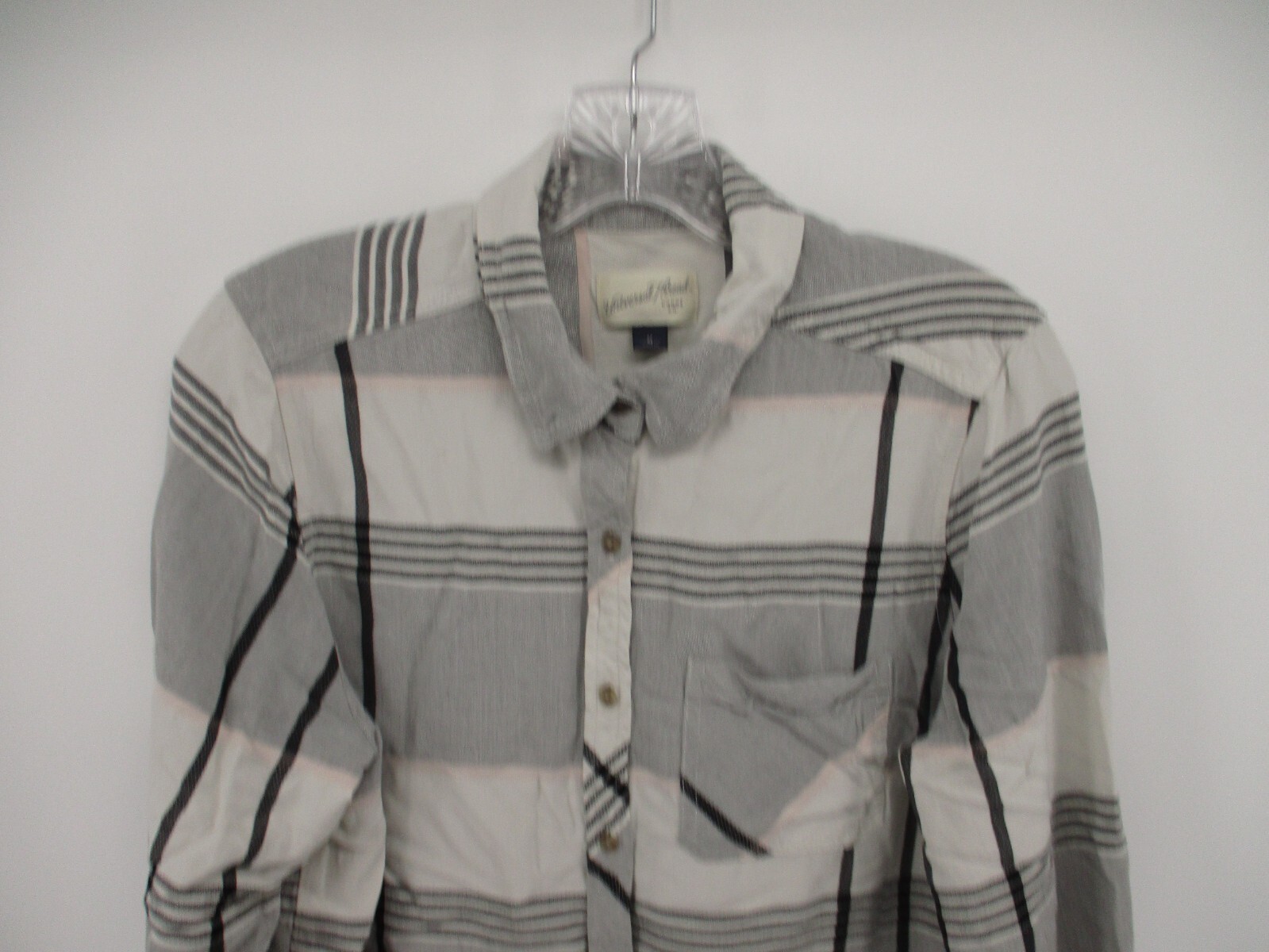 Universal Thread Medium Long Sleeve Button Up Str… - image 2