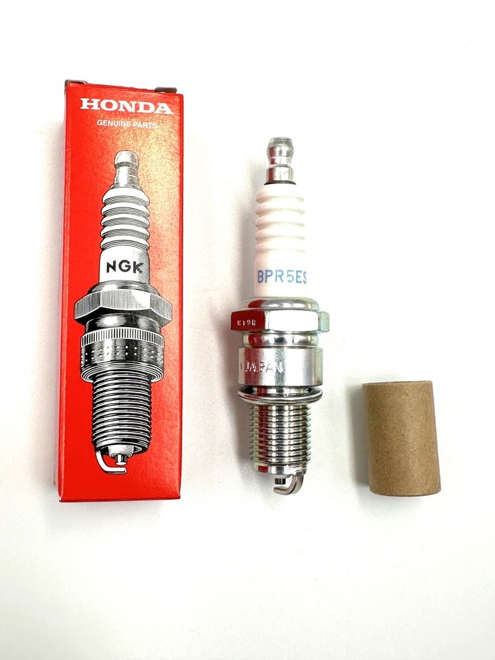 Genuine Honda GX160 Fan Cover Recoil Starter 28400 Z4M 306ZB Spark Plug genuine-honda-gx160-fan-cover-recoil-starter-28400-z4m-306zb-spark-plug