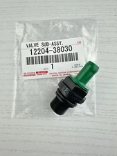 NEW GENUINE TOYOTA PCV VALVE 12204-38030 FOR 5.7L 3URFBE & 4.6L 1URFE  TUNDRA