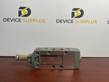 BOSCH 0 820 015 911 SOLENOID VALVE NEW