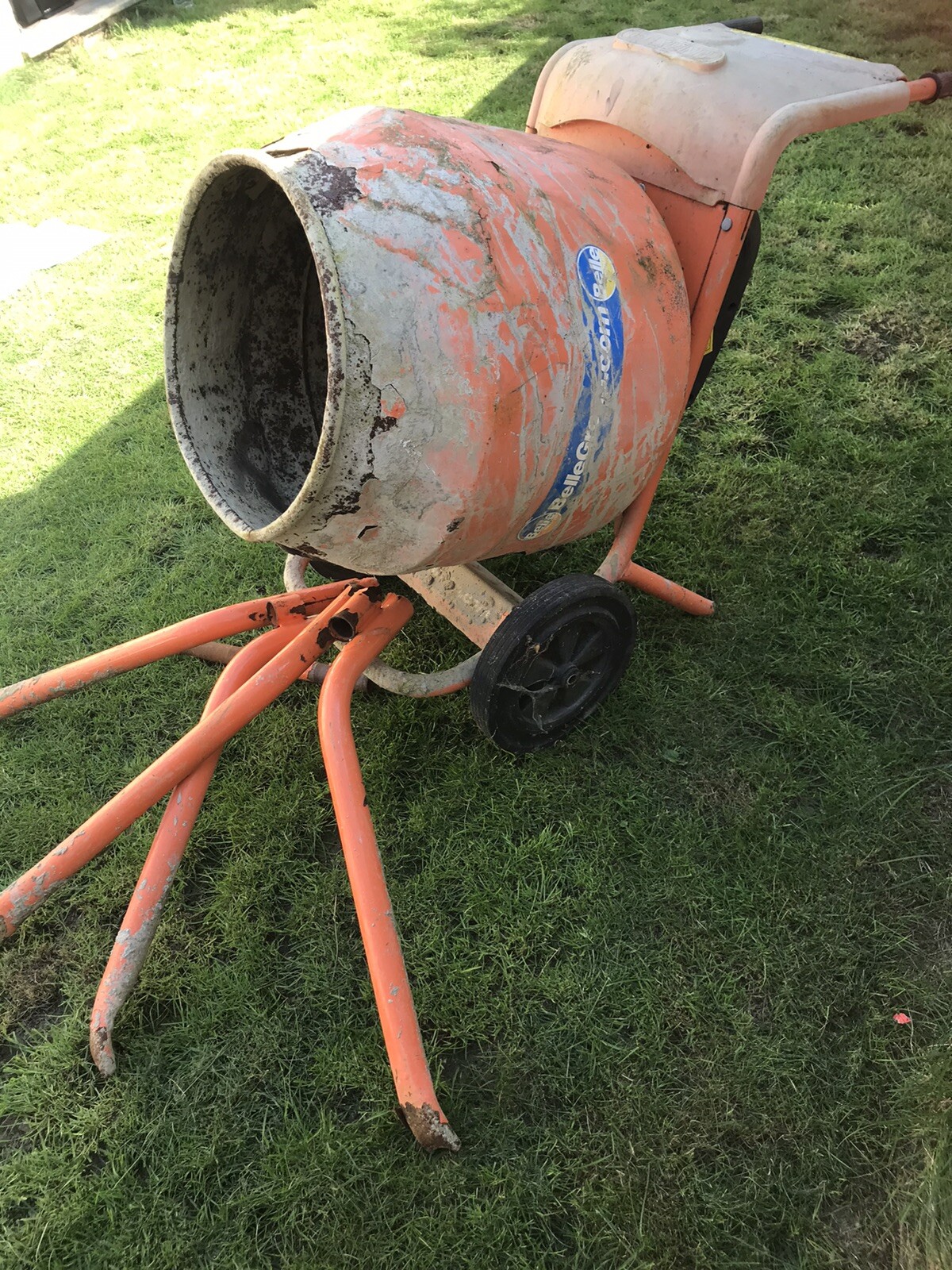 Belle Minimix 150 240V Electric Concrete Cement Mixer 5031403060167 eBay